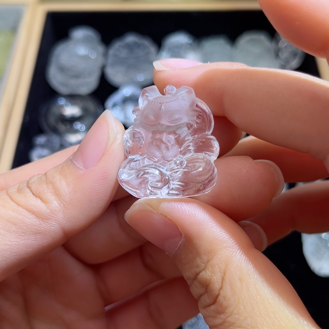 水晶颈饰银S925镶嵌嘴****?白水立体九尾45