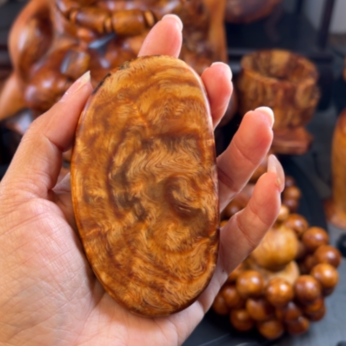 【闪购商品】松木（琥珀木）把件