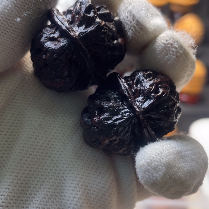 不***烧文玩核桃把件血舍利Y88