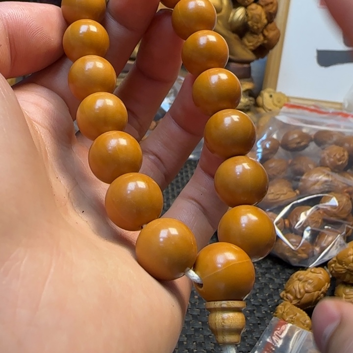 橄榄核手串/手链猴头光珠