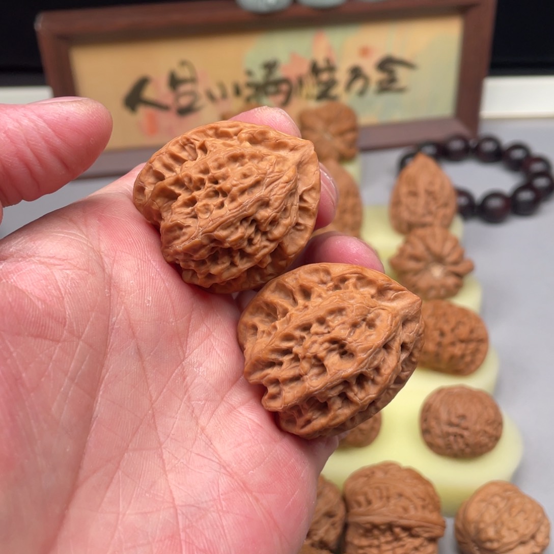 文玩核桃把件佛肚