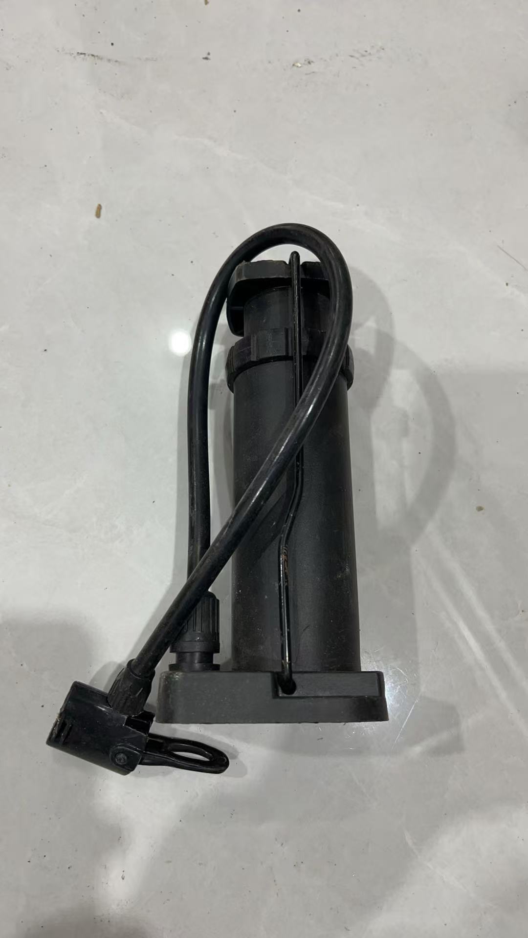 【多功能打气筒一个】电池夹