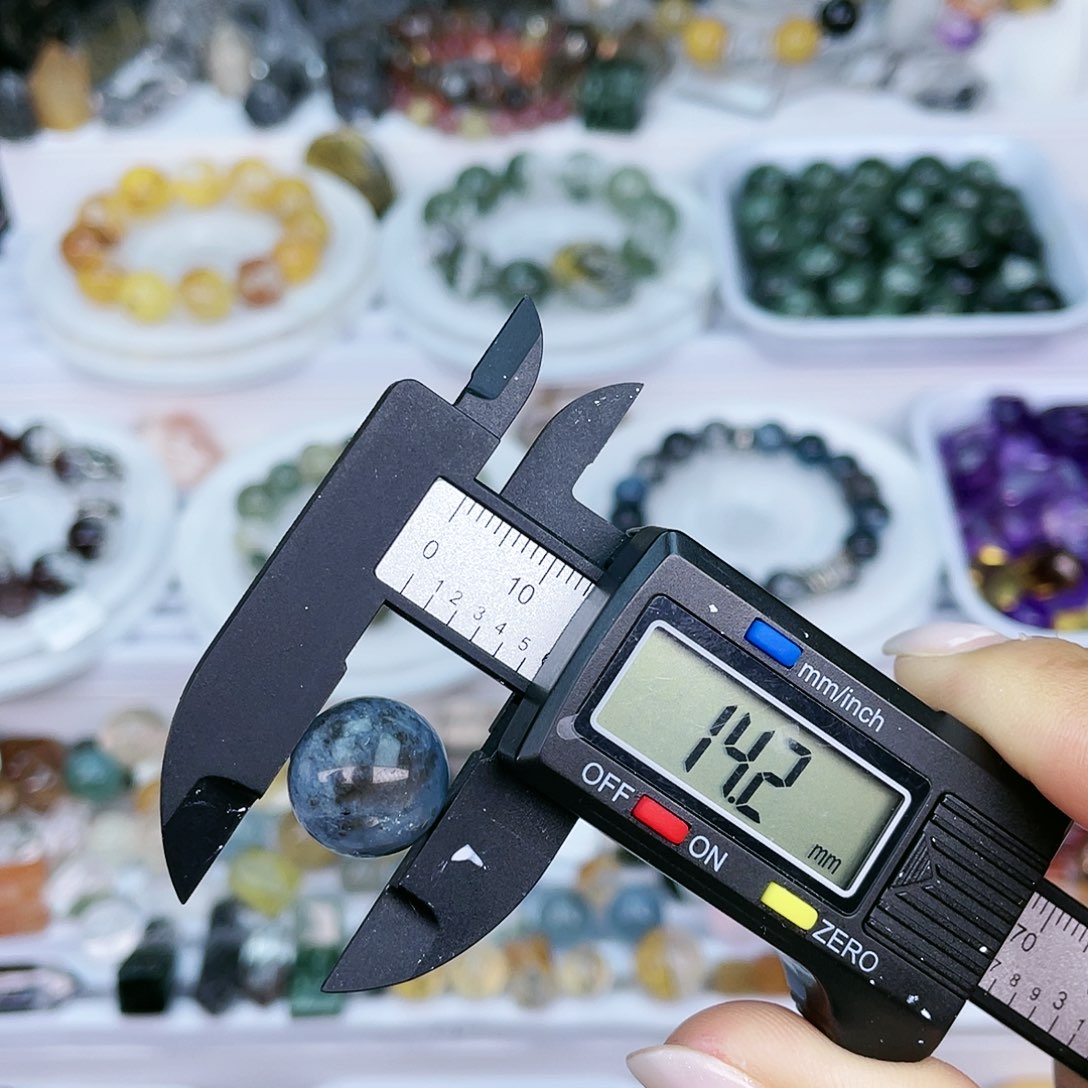 水晶单珠打孔不退不换未镶嵌