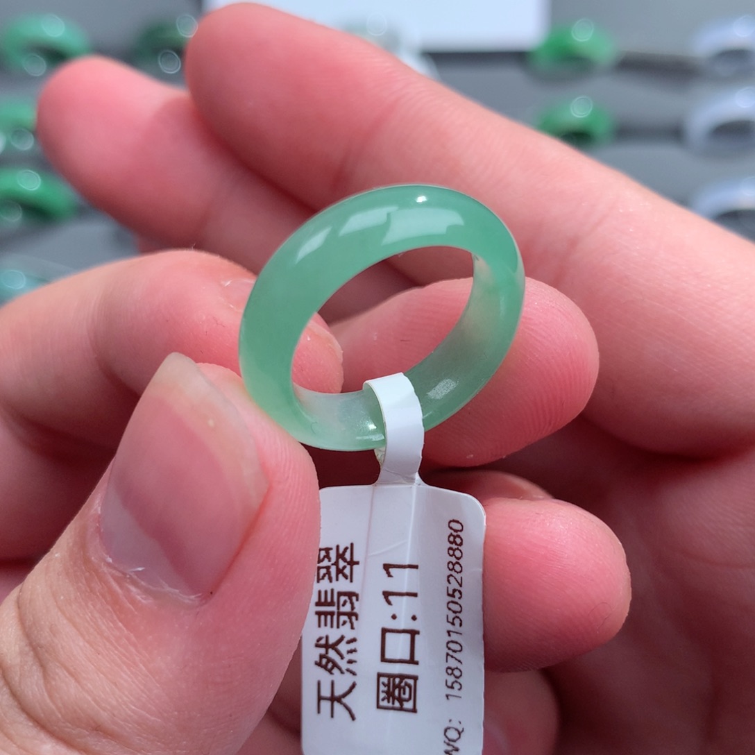 翡翠戒指未镶嵌天然