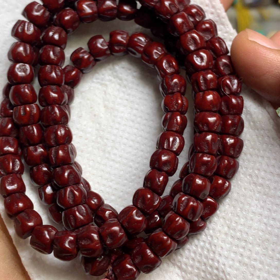 泥塑你。你。你是不是也是我