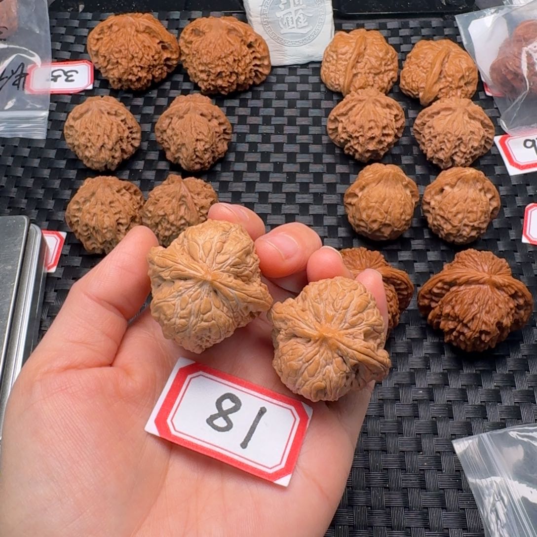 文玩核桃把件闷墩39尺