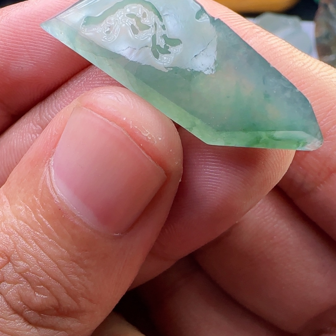 未镶嵌定制翡翠不包工