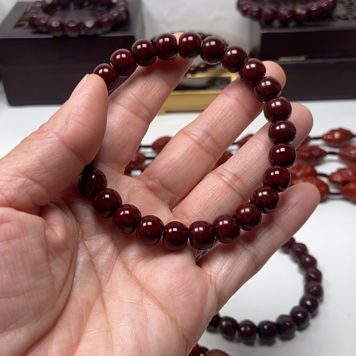 哒***哒吊坠橄榄核猴头手串