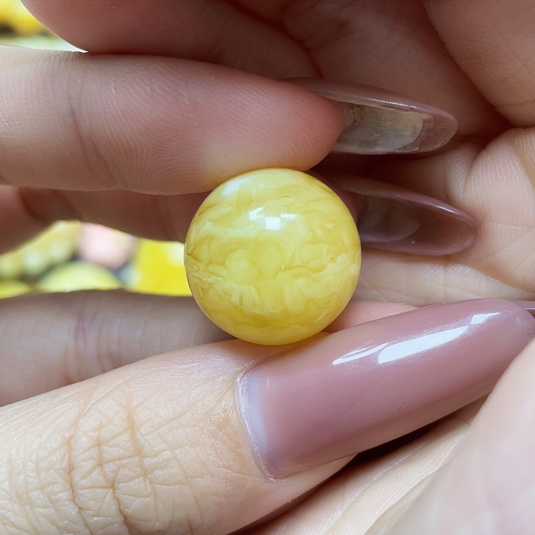 未镶嵌琥珀珠宝奇石18.6mm微瑕