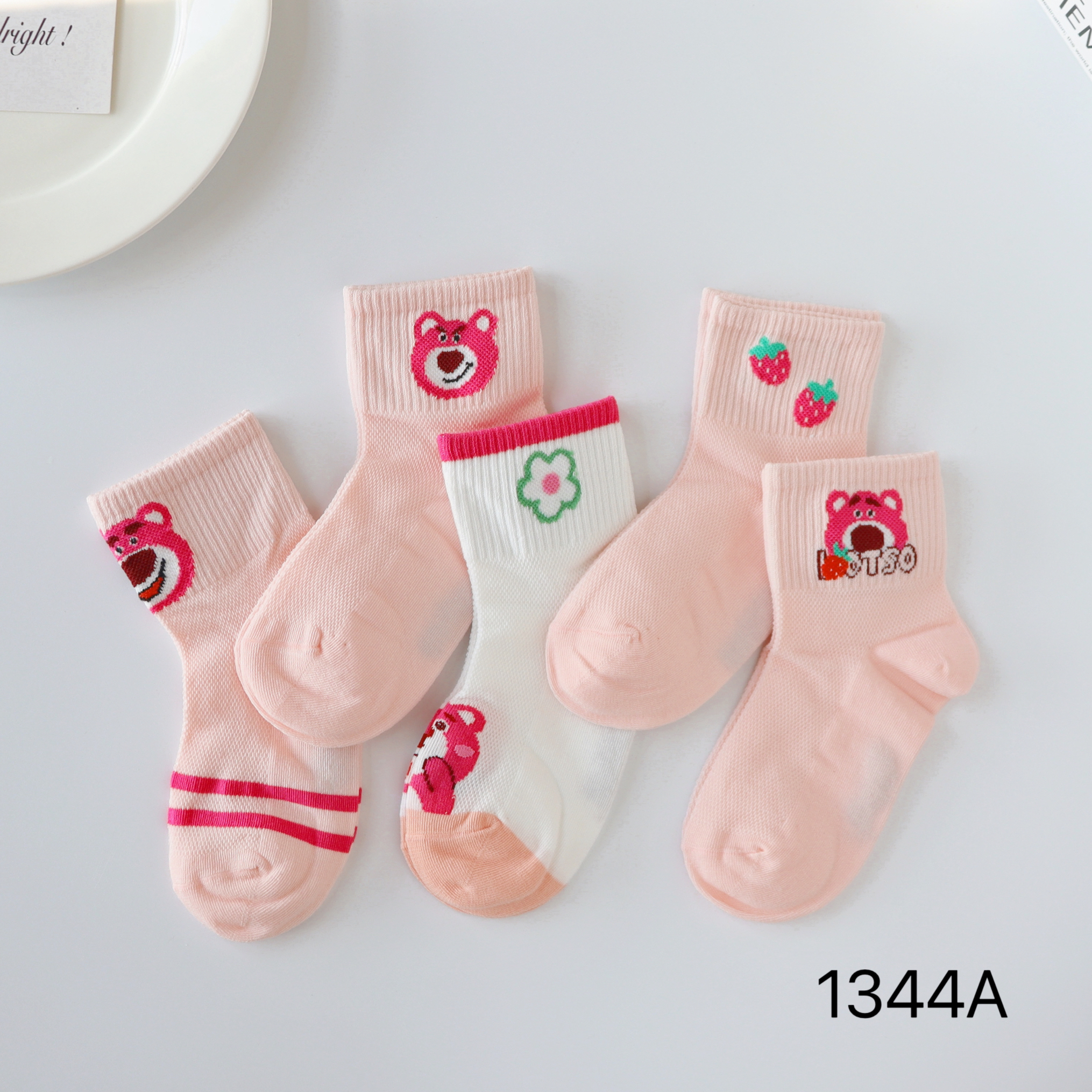 爱嘀嗒春夏网眼儿童袜子女童薄棉运动短袜粉色系草莓熊吸汗透气袜