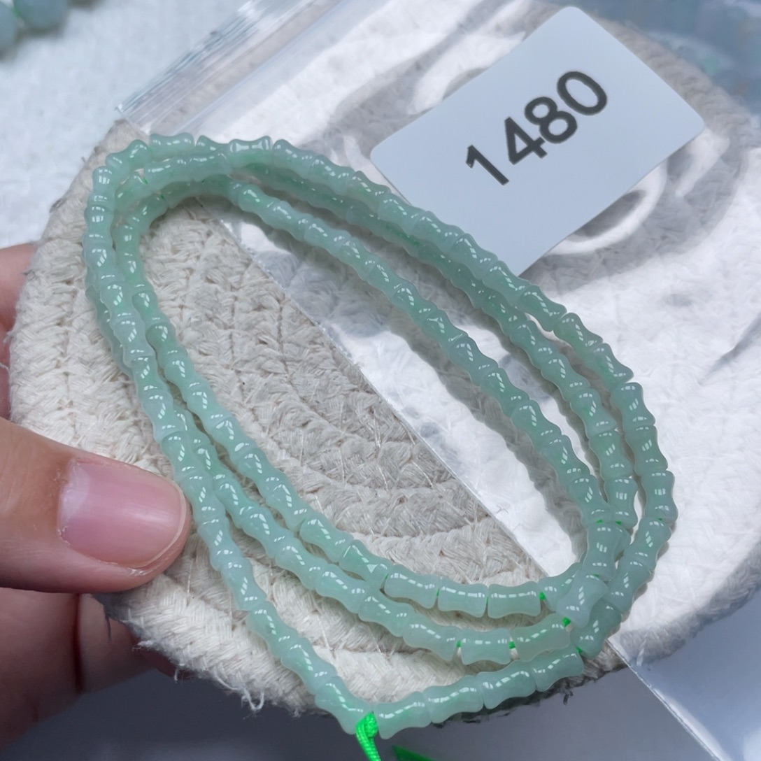 翡翠未镶嵌颈饰天然A货缅甸翡翠4