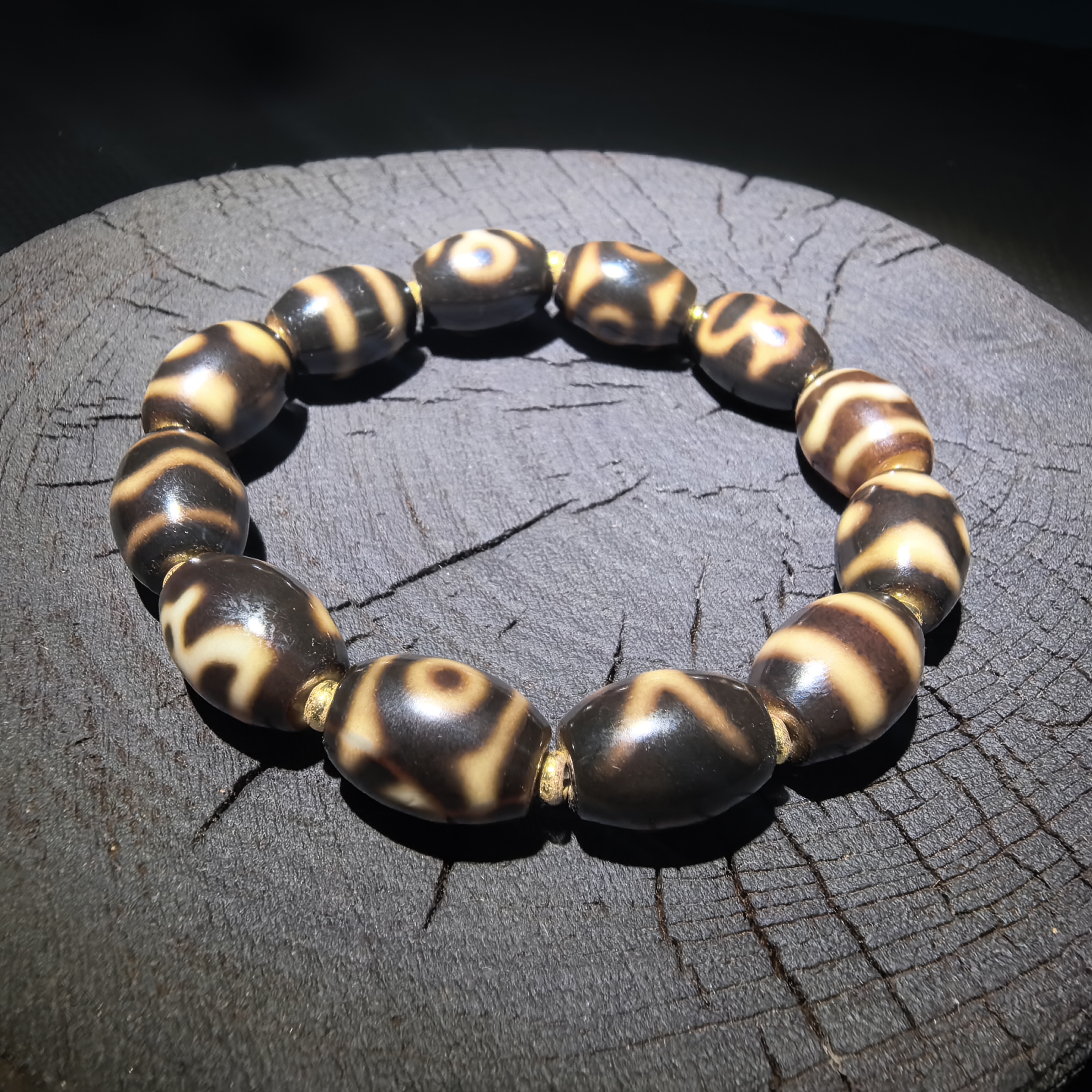 *吉晟 新款高品级黑金达洛多宝手串