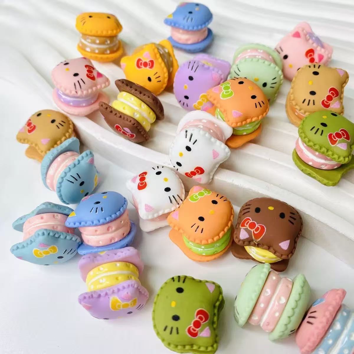 【许愿+对碰】可爱卡通食物仿真凯蒂猫双层夹心饼干DIY饰品厨房道具