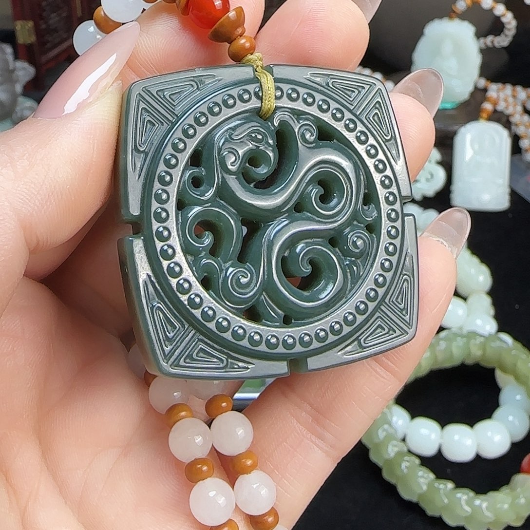 和田玉未镶嵌颈饰