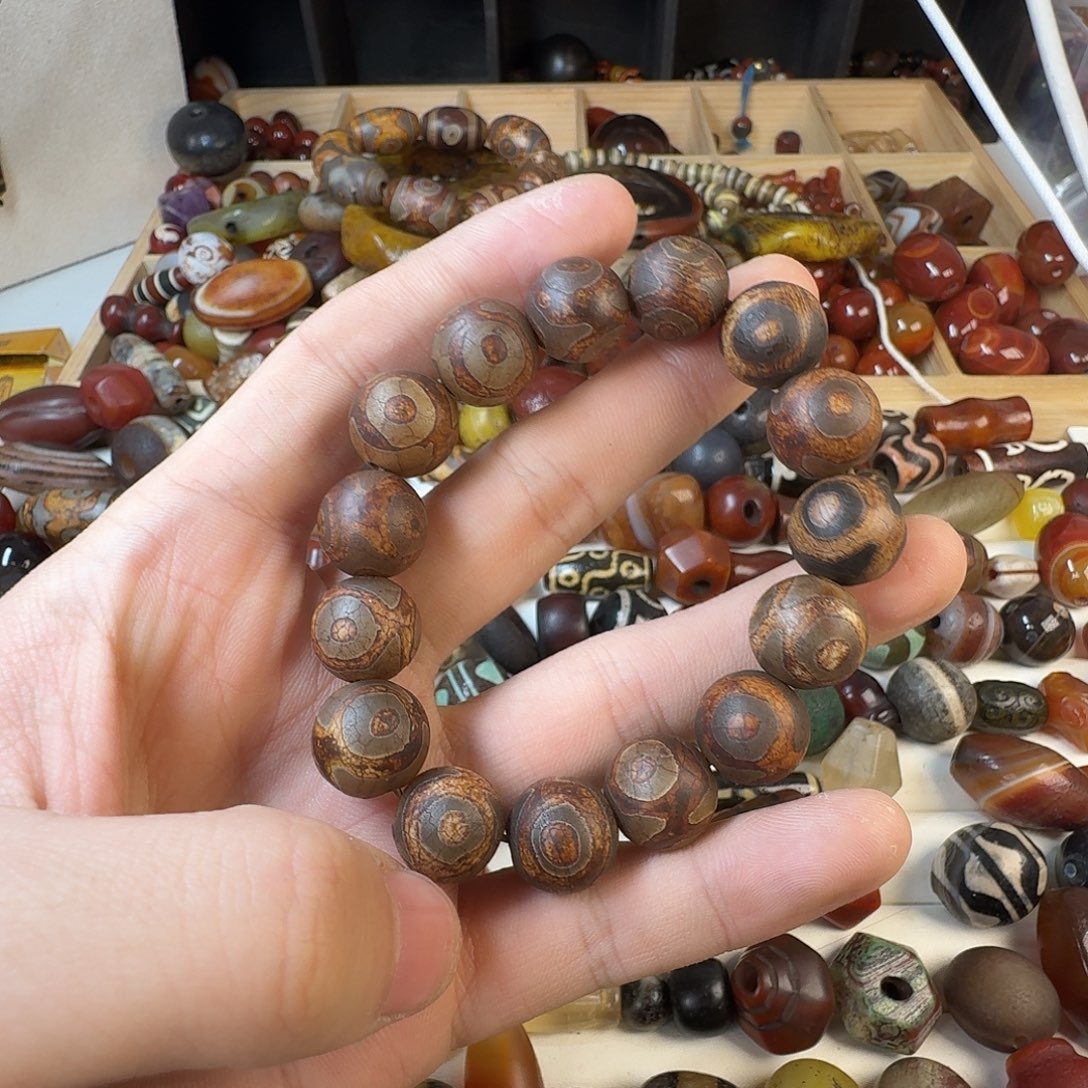 专***戏玛瑙/玉髓未镶嵌纯天然玛瑙珠子