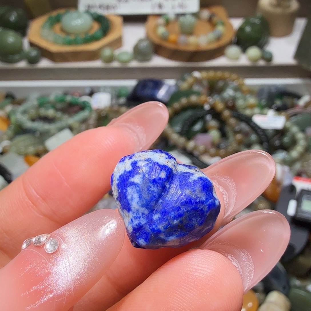 和田玉未镶嵌珠宝奇石