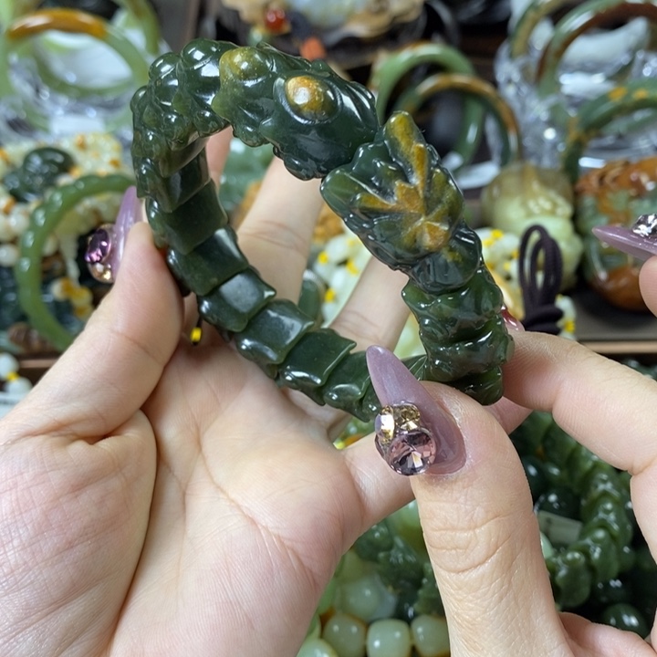 透闪石质玉手串未镶嵌苍**下