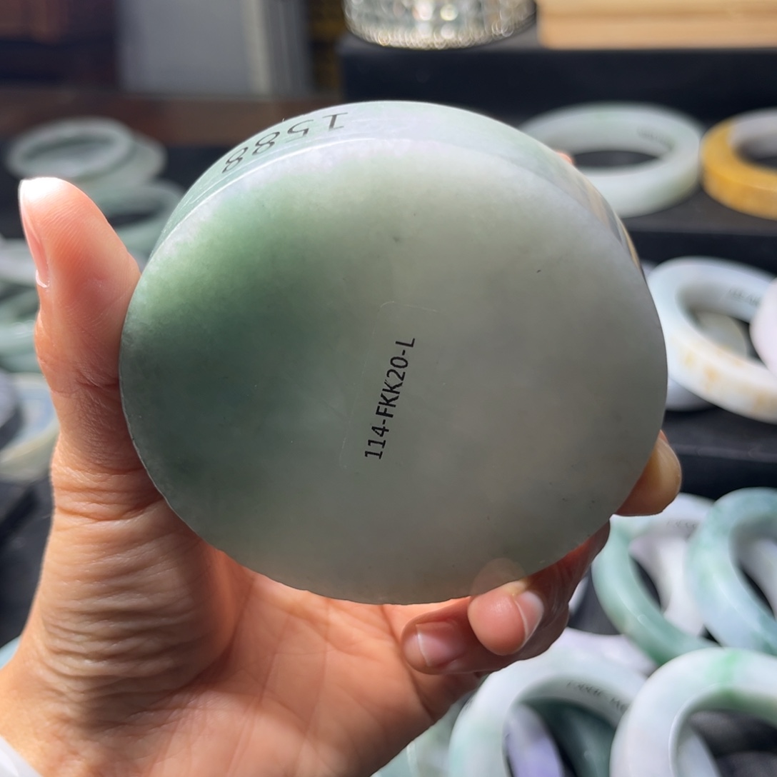 定制翡翠手镯未镶嵌