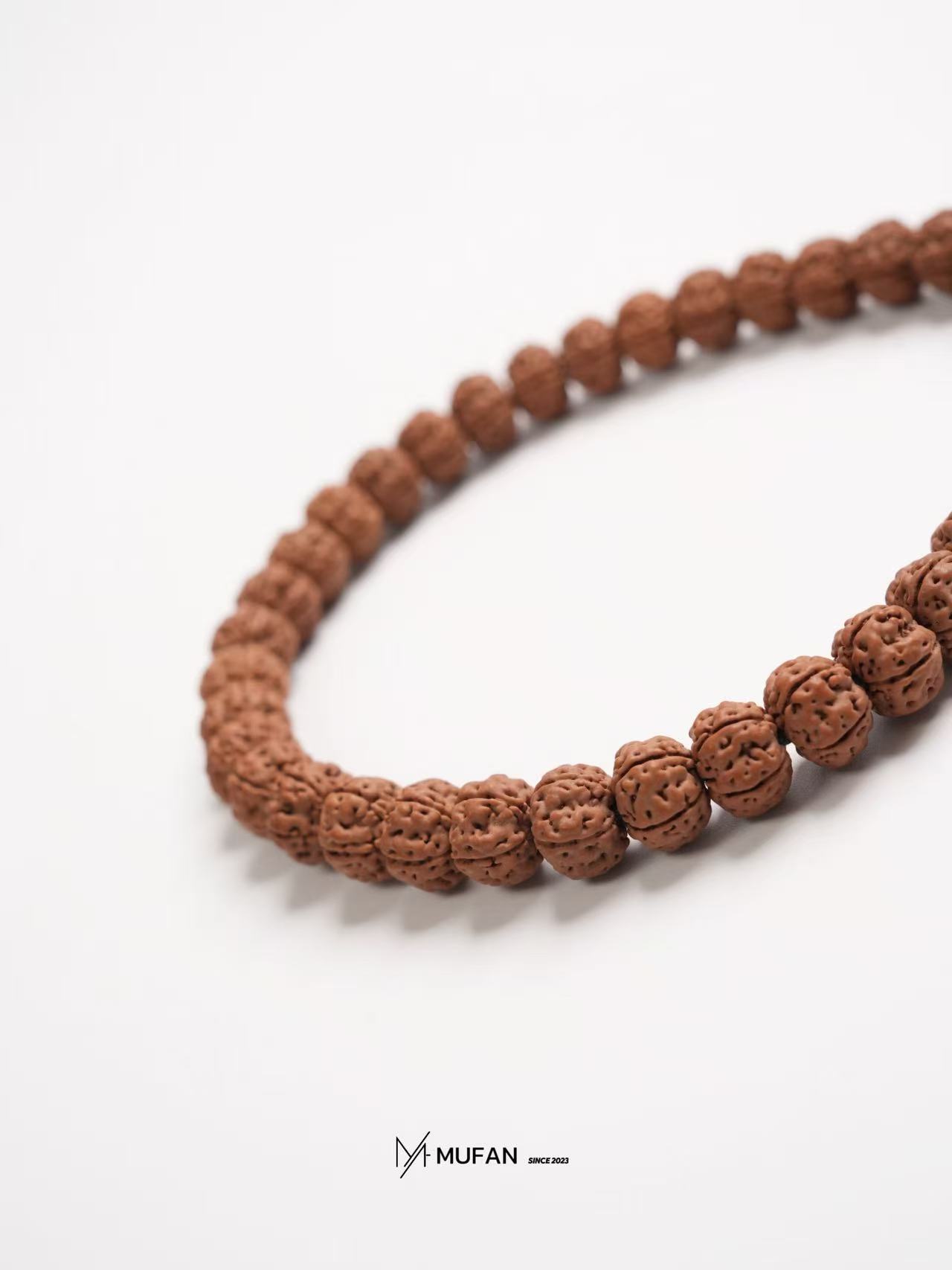 沐樊【老树王】勿里达原生态纯血老树王小金刚菩提单圈手串