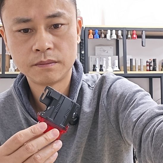 警示灯尾灯红色AAA