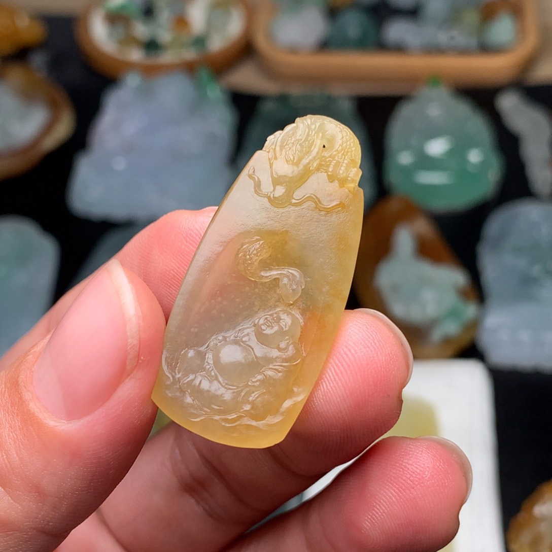 定制翡翠未镶嵌佛公