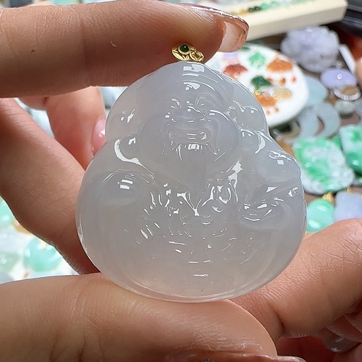 翡翠颈饰未镶嵌白冰胶大财神