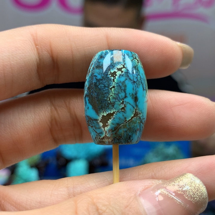 绿松石配饰未镶嵌