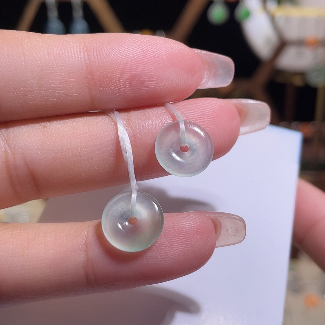 翡翠未镶嵌耳饰平安扣