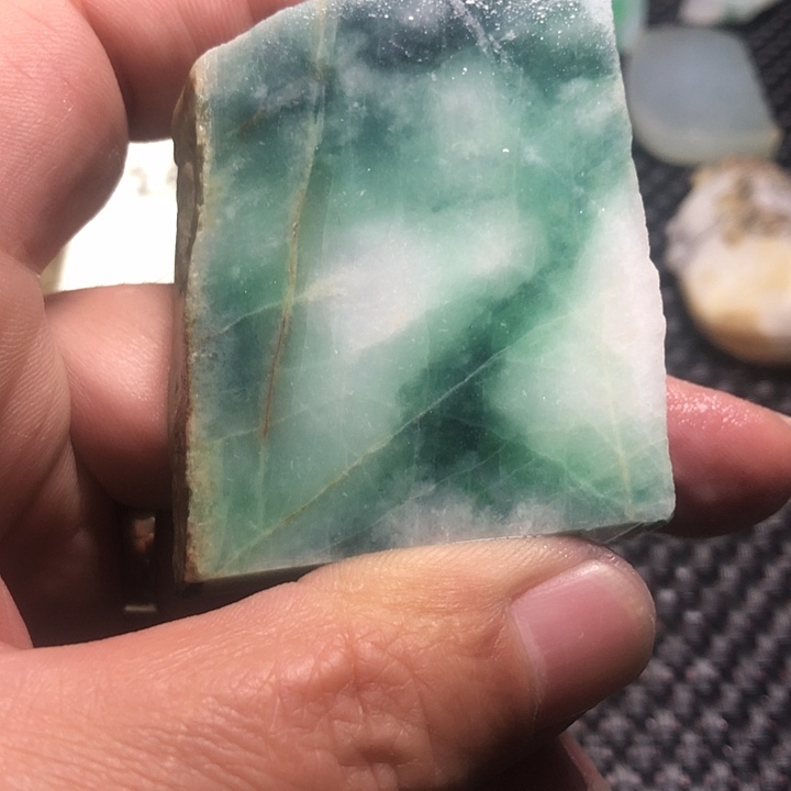 翡翠颈饰未镶嵌缅甸翡翠木那场口飘蓝花