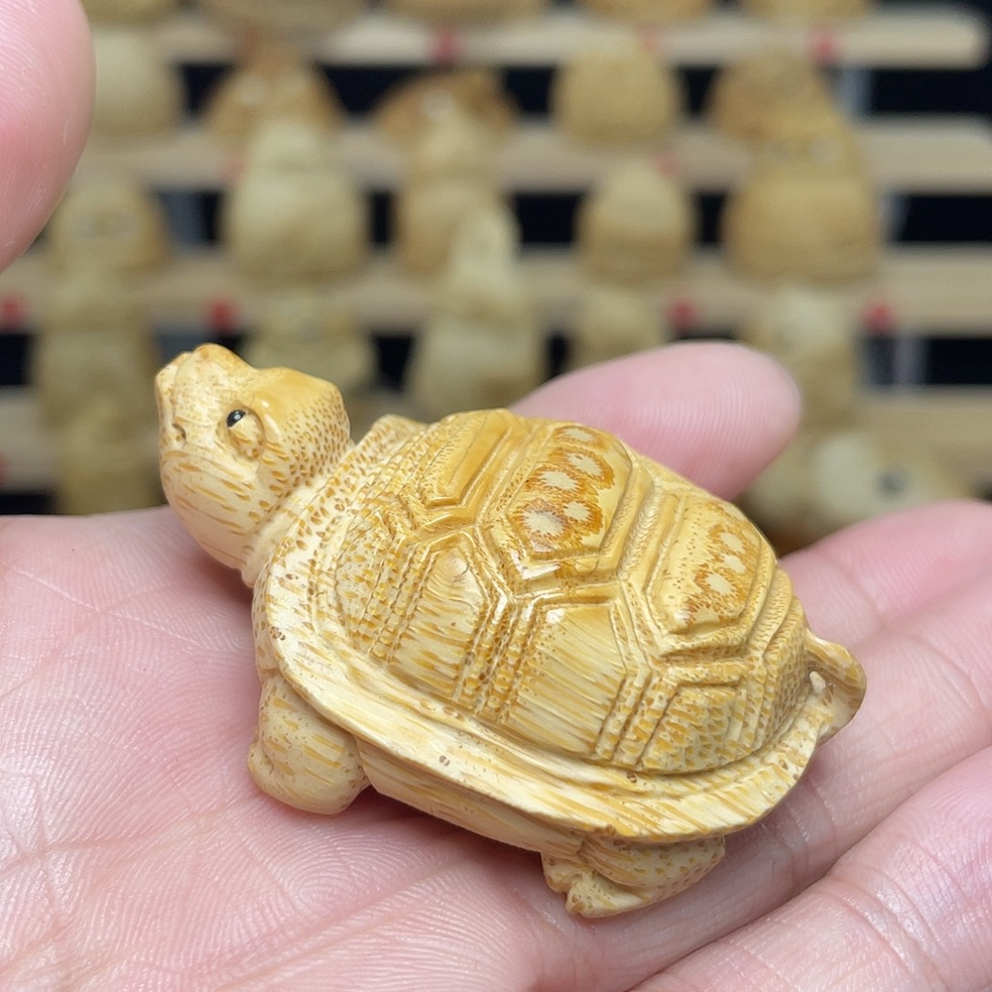 竹竹根雕乌龟手把件