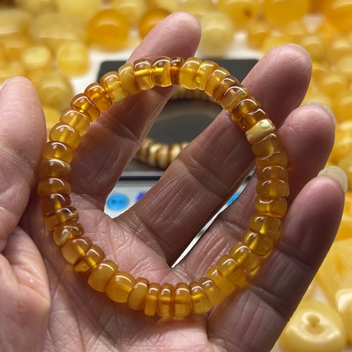 琥珀（矿物珀）未镶嵌裸石