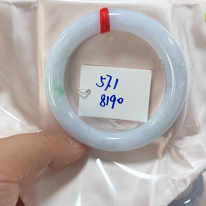 未镶嵌手镯翡翠翡翠手镯1