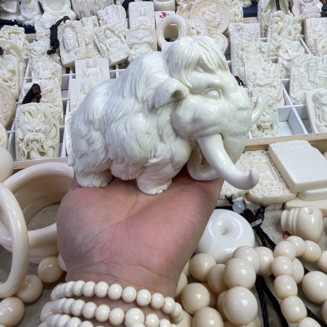 用***2新骨瓷猛犸象摆件