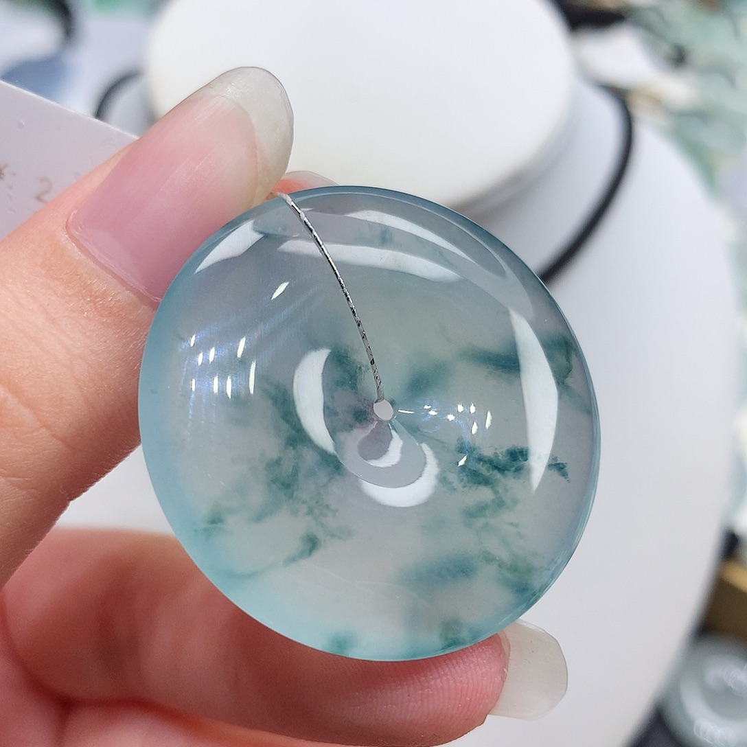 翡翠未镶嵌胸饰翡翠106，34.5/5.8