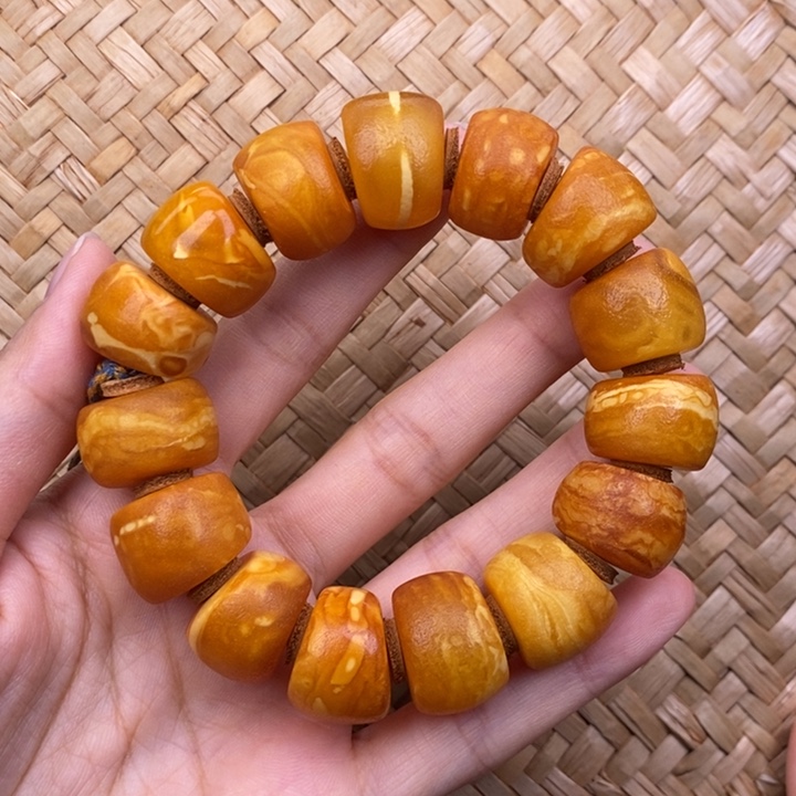 琥珀未镶嵌裸石蜜蜡M