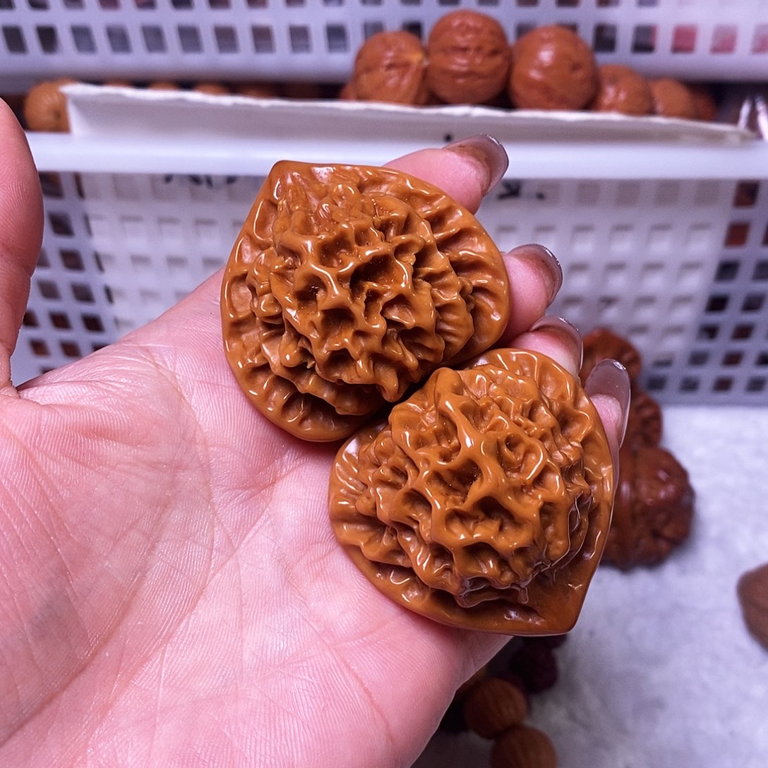 吊坠文玩核桃博**普帝王