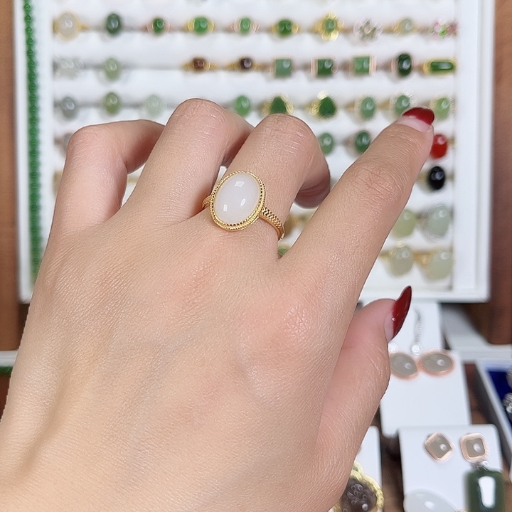 和田玉戒指银S925镀金镶嵌