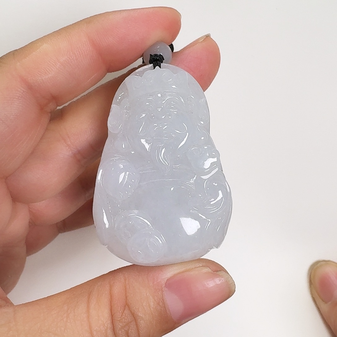 翡翠颈饰未镶嵌财神