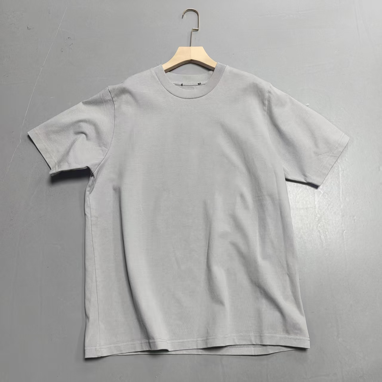 【南油玲姐】灰色男女同款短袖T恤TX303