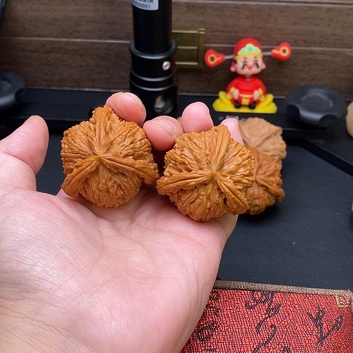 老***大把件文玩核桃白奔