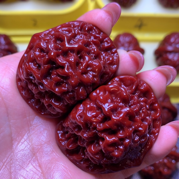 文玩核桃吊坠临**象官帽47