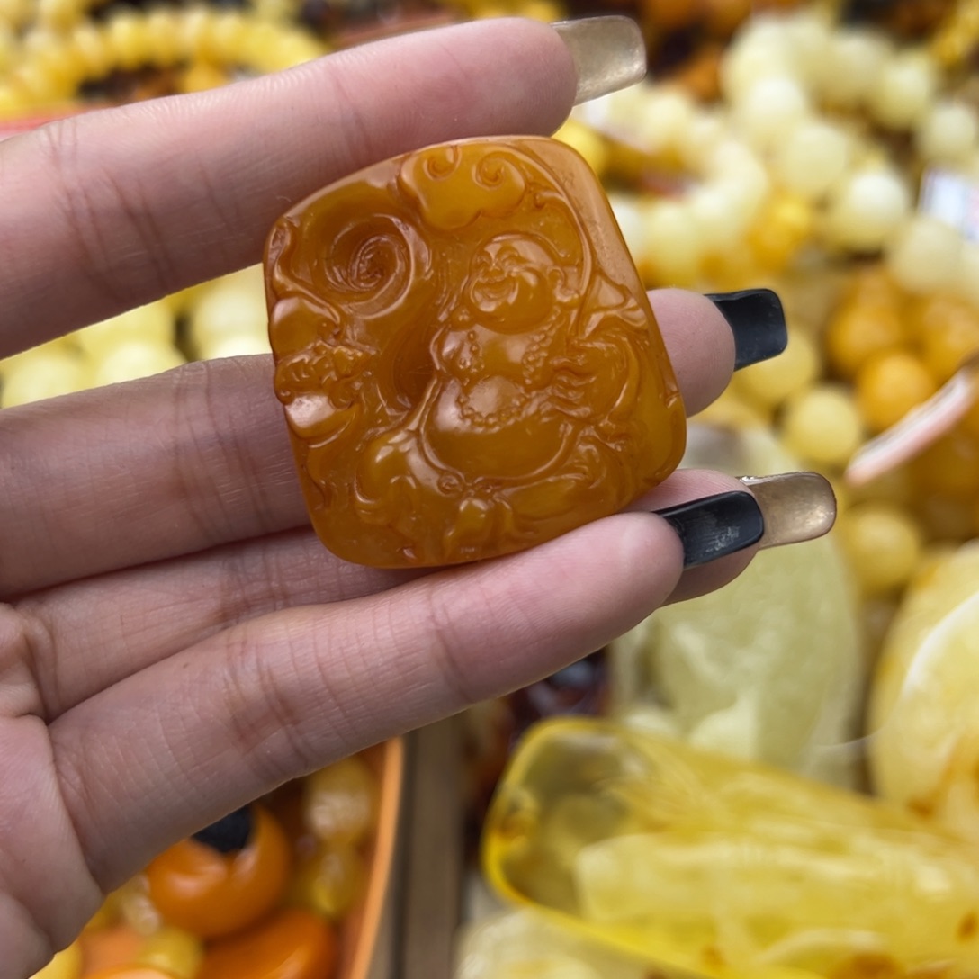 琥珀珠宝奇石未镶嵌
