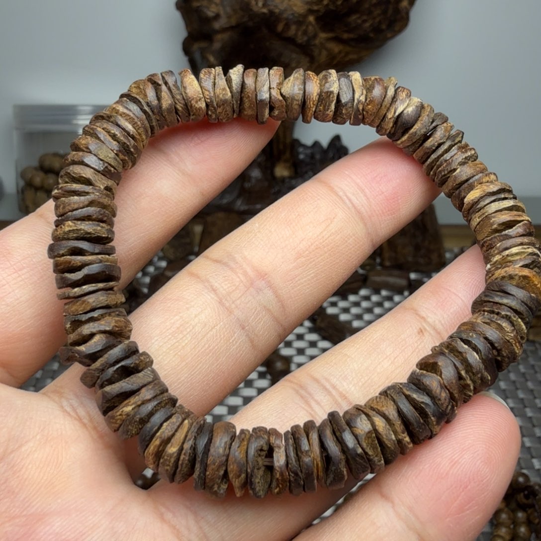 沉香沉香碎屑印尼