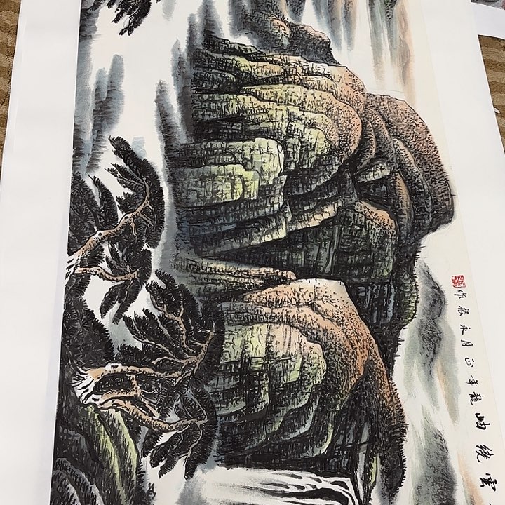 国画花鸟的翅膀和翅膀都是白色的