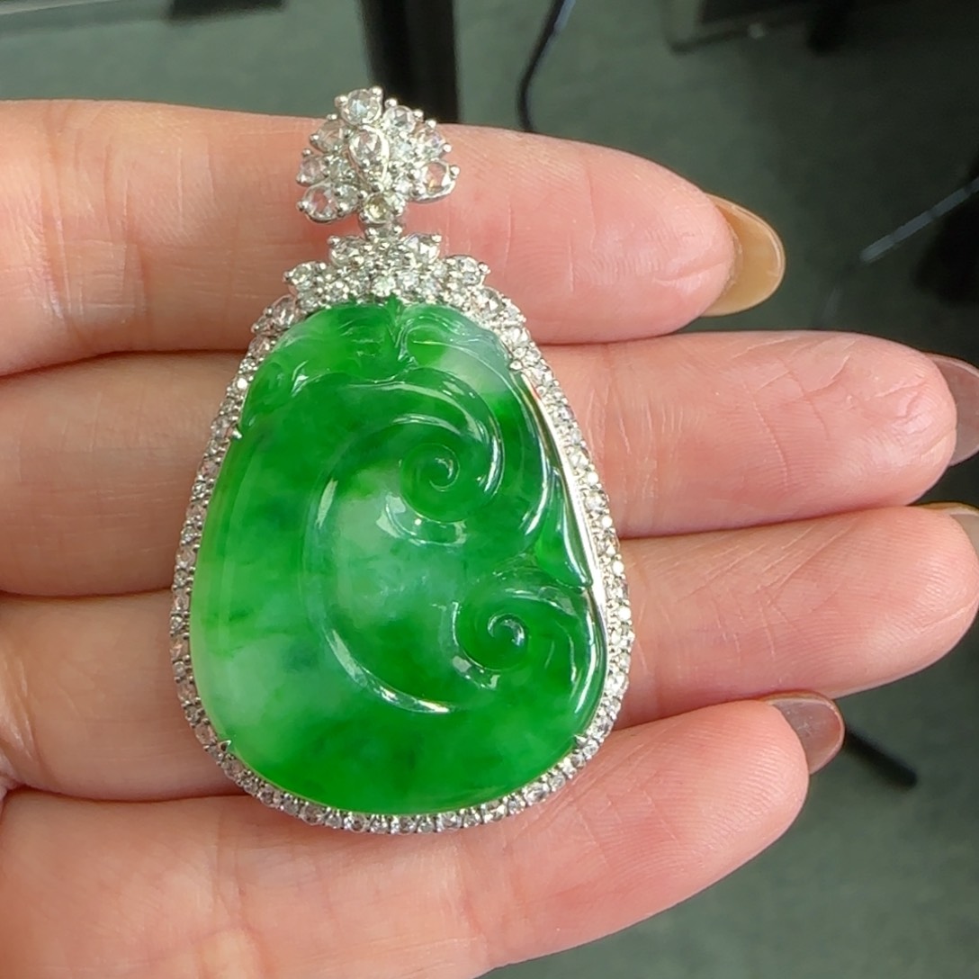 【闪购商品】翡翠颈饰18K金镶嵌铭天然缅甸A货翡翠