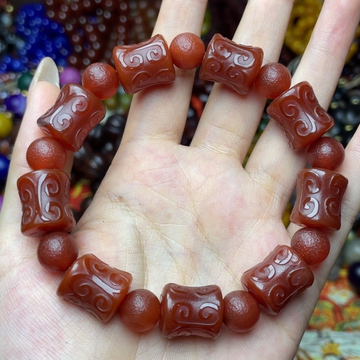 玛瑙/玉髓颈饰未镶嵌