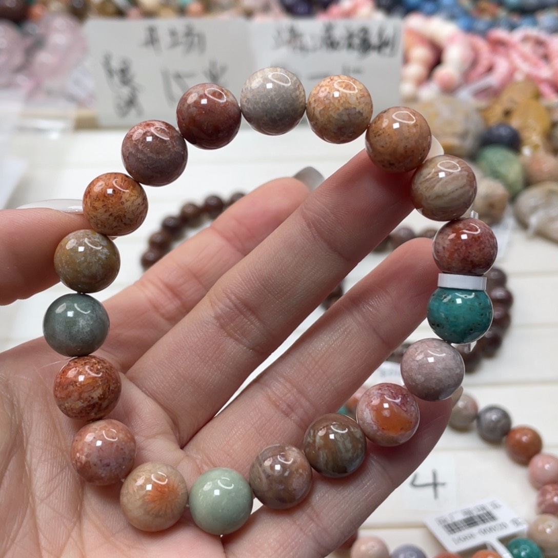 未镶嵌手链硅化玉顾**忧012