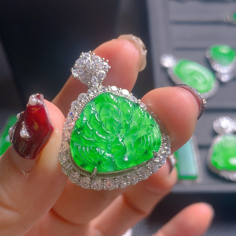 【闪购商品】翡翠吊坠(不含链)银S925镶嵌