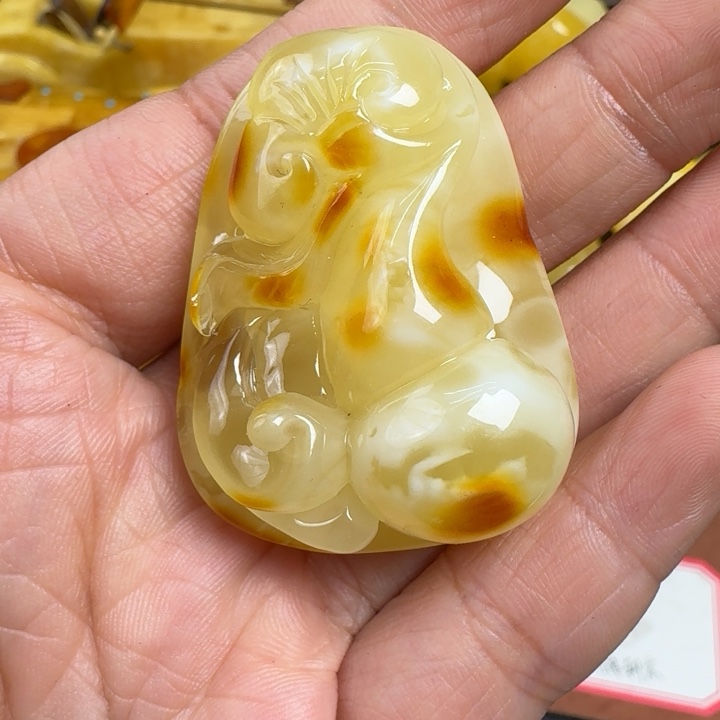 蜜蜡珠宝奇石未镶嵌