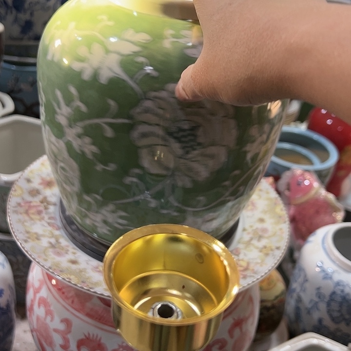 瓷片瑕。。。。。。。。。。。。。。